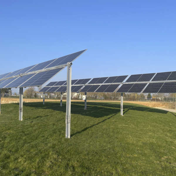 Tracker agrivoltaïsme Est-Ouest